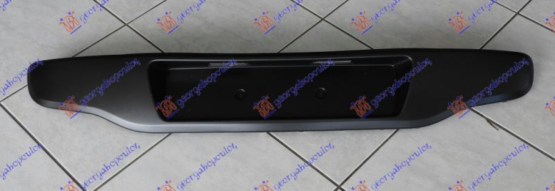 REAR BUMPER MOULDING (CARBON METAL)